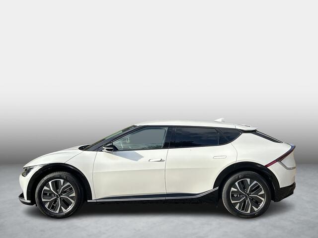 KIA EV6 Plus 77.4 kWh | Trekhaak | Vehicle-To-Load | Spraakbediening | Dodehoek detectie met correctie | Parkeersensoren | Achteruitrij camera | Stoel/Stuurverwarming |