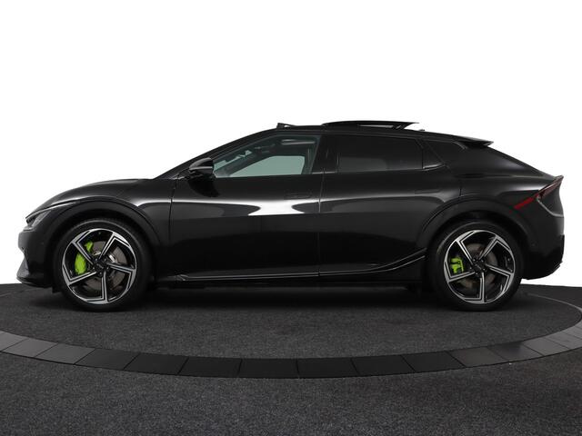 KIA EV6 GT AWD 77.4 kWh - 585PK - Sportstoelen - Head Up Display - 21'' Lichtmetalen velgen - Stoel-/Stuurverwarming -Suede Bekleding - Fabrieksgarantie tot 08-2030!