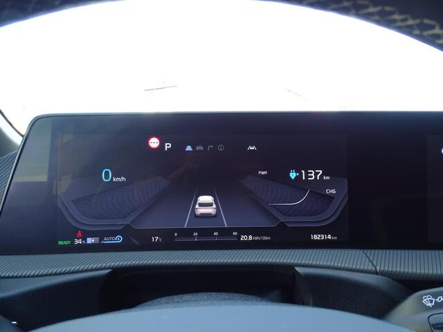 KIA EV6 GT-Line 77.4 kWh AUTOMAAT| NAVIGATIE| PANORAMADAK| HEAD-UP DISPLAY| ALCANTARA INTERIEUR| AIRCO/ECC| ADAPTIEVE CRUISE| TREKHAAK| PARKEERSENSOREN