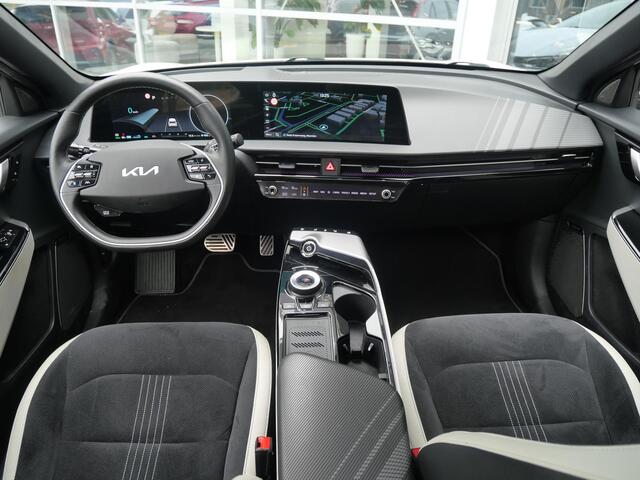 KIA EV6 GT-Line 77.4 kWh | Schuif kantel dak | 360 Camera | ADAS | Navigatie | Trekhaak |