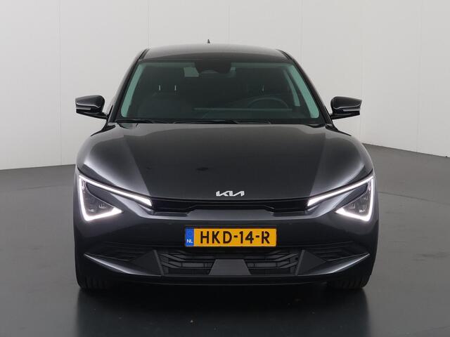 KIA EV6 Light Edition 63 kWh Elektromotor 125kW (A) | Stoel/Stuurwielverwarming | Cruise Control Adaptief | Parkeercamera | Keyless Go |