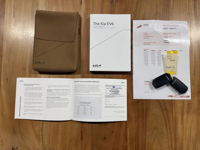 KIA EV6 Air 58 kWh *Org.NL!* Eerste Eigenaar / Adapt. Cruise / Carplay / Stoel+Stuurverwarming / Keyless / 1/2 Leder / Camera / Keyless / 19'' LMV