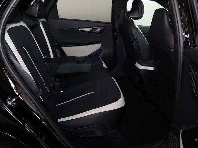 KIA EV6 GT-Line 84 kWh | Panoramaschuifdak | 360 Camera | Head-up display | 20"GT-Line Velgen | LED-Matrix | Stoelventilatie | Warmtepomp |