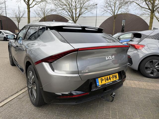 KIA EV6 Plus 77.4 kWh SOH 100% | 1E EIGENAAR | ORIGINEEL NL AUTO | ELEKTRISCHE STOELEN MET GEHEUGEN | MERIDIAN AUDIO | CAMERA | ACC CRUISE | STOELVERWARMING VOOR + ACHTER | STUURWIELVERWARMING | LEDER | KIA GARANTIE T/M 05-2027