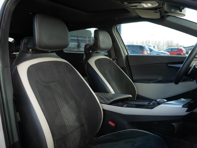 KIA EV6 GT-Line 77.4 kWh | Schuifkanteldak | Stoel en stuurverwarming |