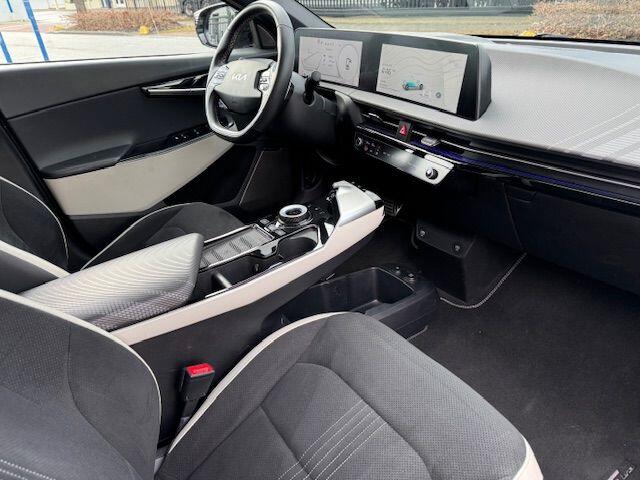 KIA EV6 GT-Line 77.4 kWh Airco/ECC,HUD,Camera,Glazen Dak,Matrix verlichting