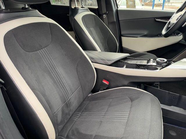 KIA EV6 GT-Line 77.4 kWh Airco/ECC,HUD,Camera,Glazen Dak,Matrix verlichting