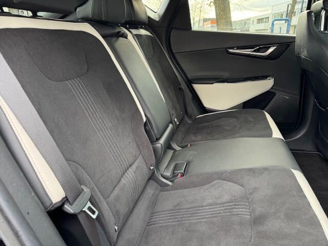 KIA EV6 GT-Line 77.4 kWh Airco/ECC,HUD,Camera,Glazen Dak,Matrix verlichting