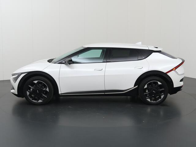 KIA EV6 Plus Advanced 84 kWh | SOH 99% | Lederen Interieur | Ele.verstelbare stoelen | Apple CarPlay/Android Auto | DAB | Navigatie | 360 Camera | Stuurverwarming | Stoelkoeling/Stoelverwarming | Adaptieve Cruise Control |