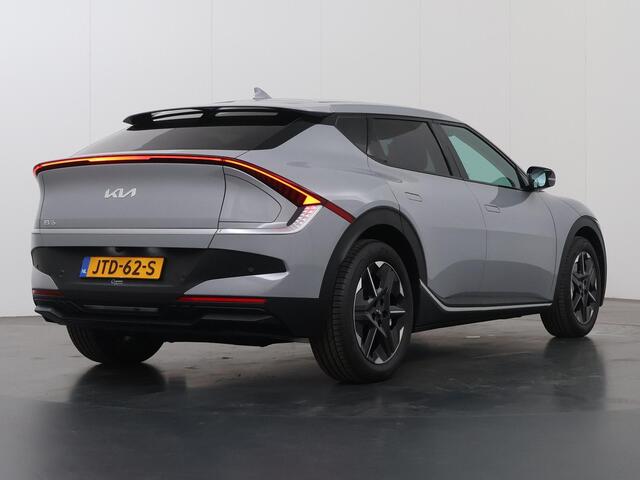 KIA EV6 Light Edition 63 kWh | Stoelverwarming | Adaptieve cruise control | Parkeersensoren | Stuurwiel verwarmd |