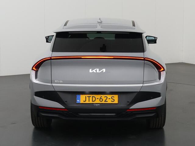 KIA EV6 Light Edition 63 kWh | Stoelverwarming | Adaptieve cruise control | Parkeersensoren | Stuurwiel verwarmd |
