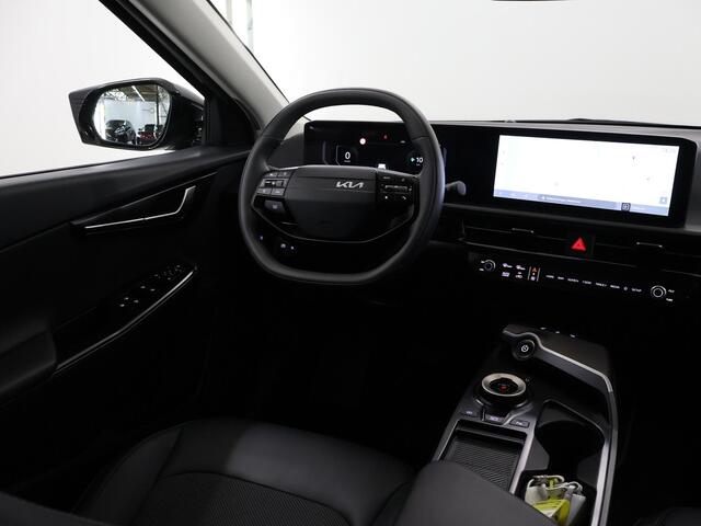 KIA EV6 Light Edition 63 kWh | Facelift | Parkeercamera | Keyless Entry | Stoelverwarming | Apple Carplay/Android Auto | Led Koplampen | 19" |