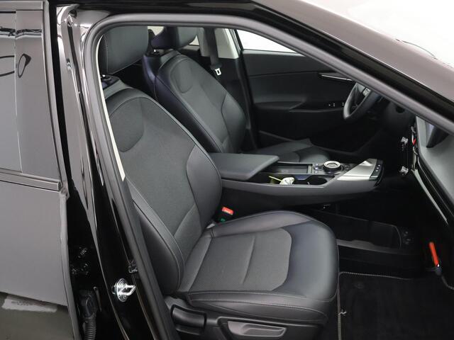 KIA EV6 Light Edition 63 kWh | Facelift | Parkeercamera | Keyless Entry | Stoelverwarming | Apple Carplay/Android Auto | Led Koplampen | 19" |