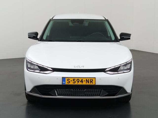 KIA EV6 Plus 77.4 kWh | Lederen Interieur | Apple CarPlay/Android Auto | Stoel/Stuur verwarming | Camera | Stoelkoeling | Interieurverlichting | Adaptieve Cruise Control | Ele. kofferdeksel |