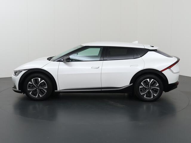 KIA EV6 Plus 77.4 kWh | Lederen Interieur | Apple CarPlay/Android Auto | Stoel/Stuur verwarming | Camera | Stoelkoeling | Interieurverlichting | Adaptieve Cruise Control | Ele. kofferdeksel |
