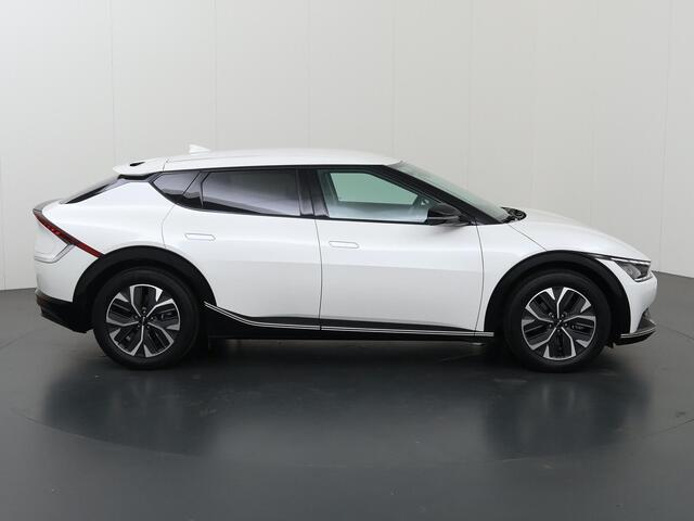 KIA EV6 Plus 77.4 kWh | Lederen Interieur | Apple CarPlay/Android Auto | Stoel/Stuur verwarming | Camera | Stoelkoeling | Interieurverlichting | Adaptieve Cruise Control | Ele. kofferdeksel |