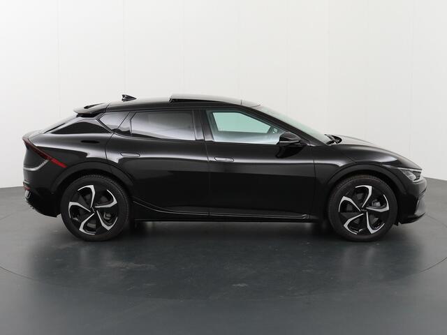 KIA EV6 GT-Line AWD 77.4 kWh Kia EV6 GT-Line AWD 77 kWh | Demo | 12% bijtelling | Panoramadak | Navigatiesysteem | Parkeercamera | Stoelverwarming | Apple carplay
