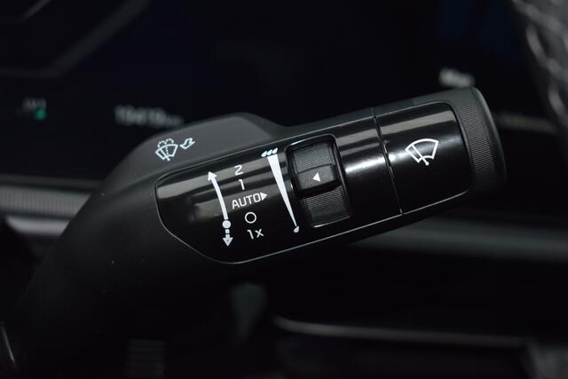 KIA EV6 Light Edition 63 kWh Facelift | Stoel+ Stuurverwarming | Adaptive Cruise Control | Navigatie | Tot 10 jaar Fabrieksgarantie geldig t/m 12-05-2035