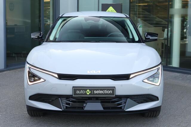 KIA EV6 Light Edition 63 kWh / Stoel en stuurwielverwarming / Camera / Carplay