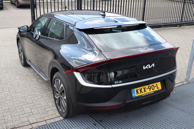 KIA EV6 77.4 kWh Apple carplay/Adaptieve cruise control/Lane assist/Achteruitrijcamera/Parkeersensoren/Keyless/Navigatie/Climate control/DAB