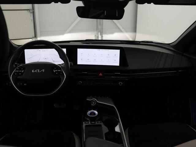 KIA EV6 GT-Line 77.4 kWh | SOH 93,5% | Panoramadak | Stuur en stoelverwarming | Stoelverkoeling | Adaptive cruise | Lane assist | Carplay | 360 camera | Park assist | Sfeerverlichting