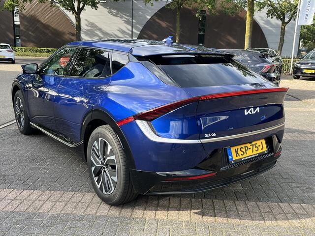 KIA EV6 Light 77.4 kWh SOH 100% | 3.000KM UNIEKE KM-STAND | KIA DEALER ONDERHOUDEN | 1E EIGENAAR | LEDEREN BEKLEDING | CAMERA | ADAPTIVE CRUISE | KIA GARANTIE TOT 10-2030 | BTW VERREKENBAAR