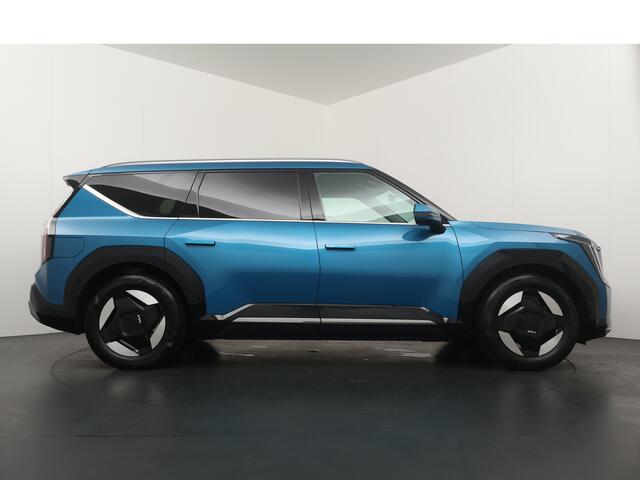 KIA EV9 Launch Edition 99.8 kWh - SOH 98,8% - Trekhaak - Adaptief Cruise Control - LED Verlichting - 7 Zitplaatsen - Massage stoelen - Fabrieksgarantie tot en met 29-05-2031