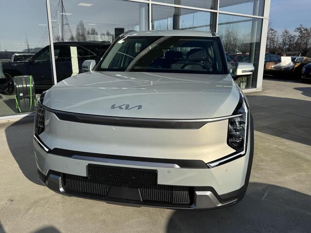 KIA EV9 First Edition 76.1 kWh Demo-auto ! | Kmstand kan iets varieeren | Informeer altijd even of de auto aanwezig is ...