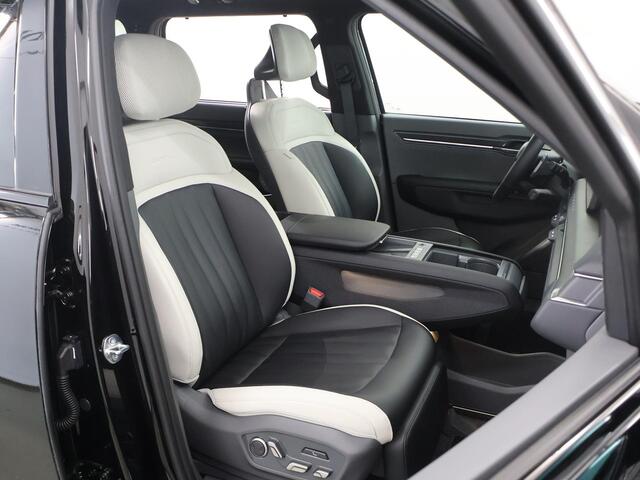 KIA EV9 GT-Line AWD 99.8 kWh | Trekhaak Afneembaar | Panoramaschuifdak | LED-matrix | Head-up | Meridian premium sound | Stoelverwarming/ventilatie | 360°-camera |