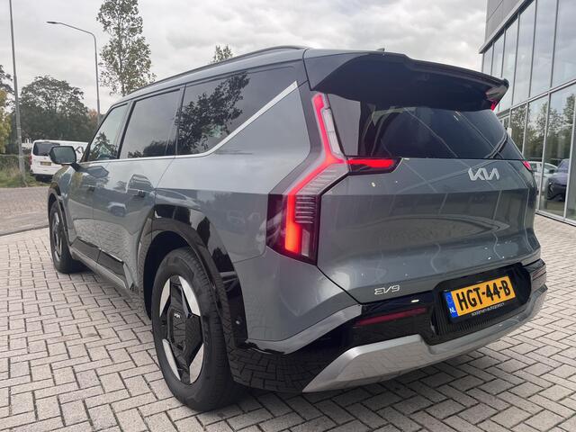 KIA EV9 Plus 99.8 kWh PANORAMADAK, DEMO VOORDEEL!! 7 Zits!! 17% BIJTELLING!!