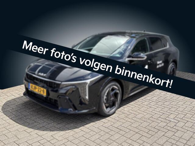 KIA K K4 1.0 T-GDi MHEV GT-Line Launch Edition (pano)