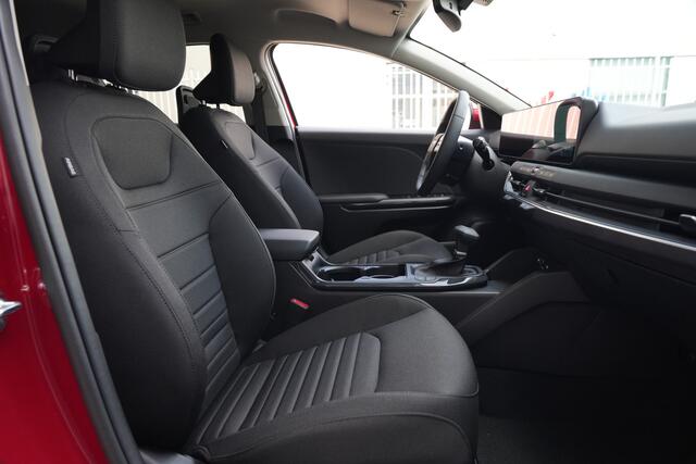 KIA K K4 Sportswagon 1.6 T-GDi MHEV GT-Line Launch Edition | 150PK | Navi | Stoelverwarming | Camera | ACC | Kia K4 Sportswagon GT-Line 150 PK Mild Hybrid met 1.6 viercilinder, navigatie, stoelverwarming, achteruitrijcamera, adaptieve cruise control, keyless entry, Apple CarPlay/Android Auto, draadl