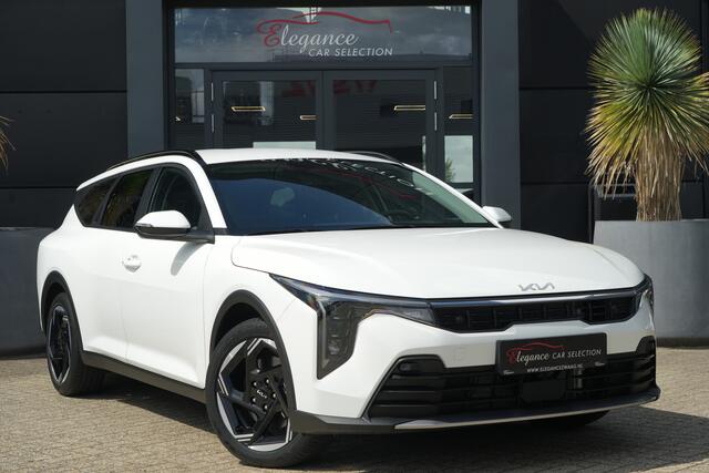 KIA K K4 Sportswagon 1.6 T-GDi MHEV GT-Line Launch Edition | 150PK | Navi | Stoelverwarming | Camera | ACC | Kia K4 Sportswagon GT-Line 150 PK Mild Hybrid met 1.6 viercilinder, navigatie, stoelverwarming, achteruitrijcamera, adaptieve cruise control, keyless entry, Apple CarPlay/Android Auto, draadl