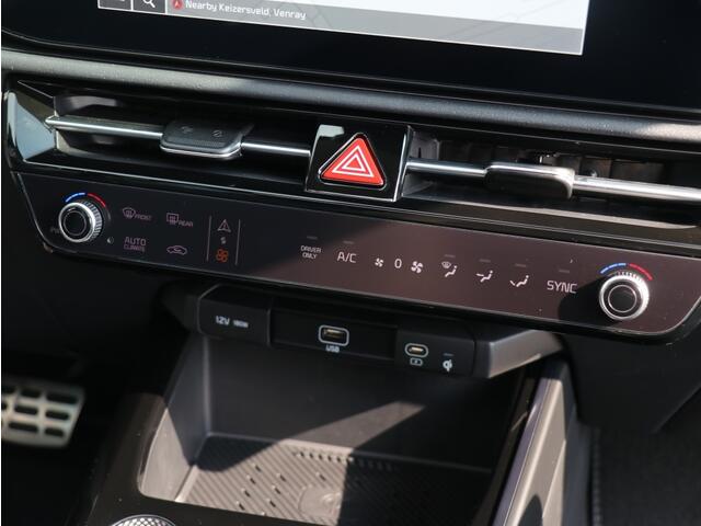 KIA Niro ExecutiveLine 64.8 kWh I Zwarte C-Stijl