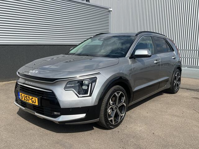 KIA Niro 1.6 GDi Hybrid ExecutiveLine Full Option! Nieuw geleverd, 1e eigenaar, Schuif/ kanteldak, Lederen bekleding, Stoelkoeling/ Stoelverwarming, Stuurwielverwarming, 18" LMV