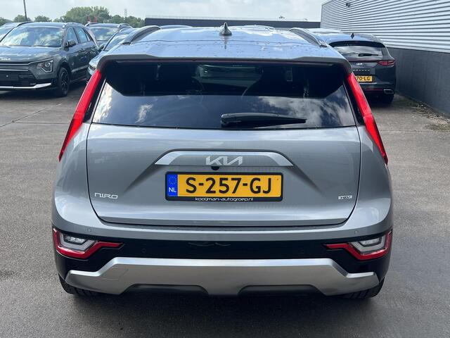KIA Niro 1.6 GDi Hybrid ExecutiveLine Full Option! Nieuw geleverd, 1e eigenaar, Schuif/ kanteldak, Lederen bekleding, Stoelkoeling/ Stoelverwarming, Stuurwielverwarming, 18" LMV