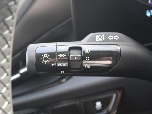 KIA Niro 1.6 GDi Hybrid ComfortLine | Sept leverbaar | Camera | Clima | Carplay | 16'' lichtmetaal | LED