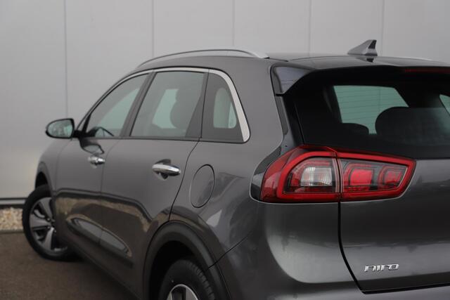 KIA Niro 1.6 GDi Hybrid DynamicLine Automaat Half Leder Navigatie Camera Lane Assist Clima Cruise PDC Carplay Android Bluetooth LED