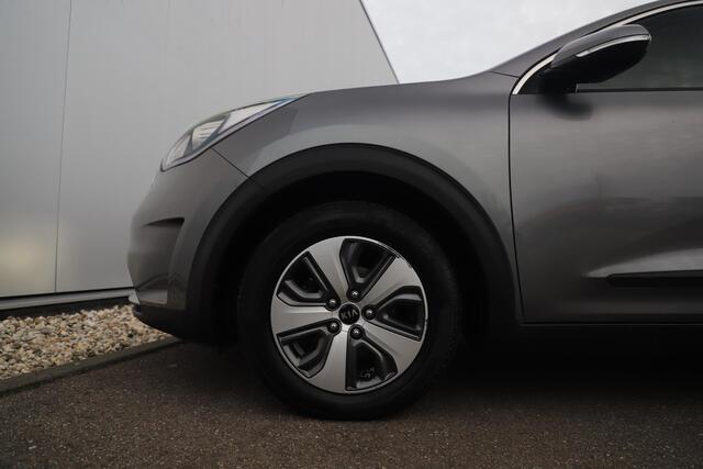 KIA Niro 1.6 GDi Hybrid DynamicLine Automaat Half Leder Navigatie Camera Lane Assist Clima Cruise PDC Carplay Android Bluetooth LED