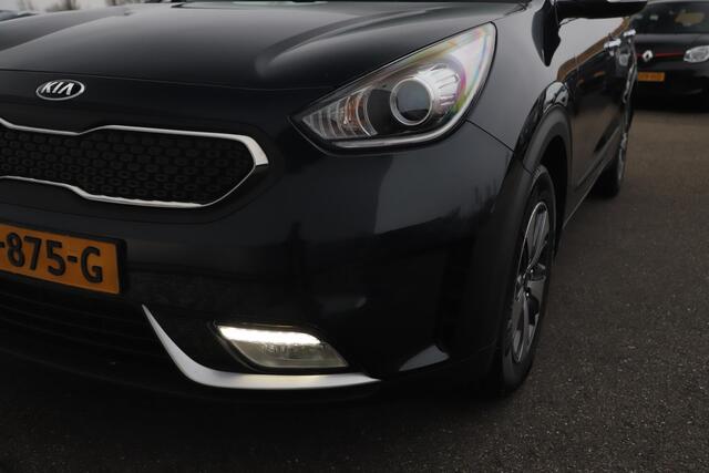KIA Niro 1.6 GDi Hybrid DynamicLine Automaat Half Leder Navigatie Camera Lane Assist Clima Cruise PDC Carplay Android Bluetooth LED