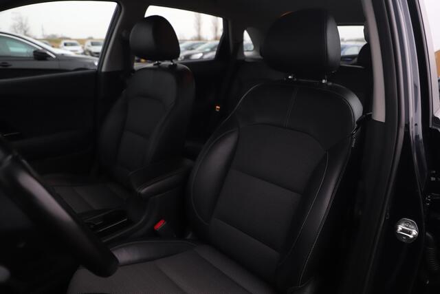 KIA Niro 1.6 GDi Hybrid DynamicLine Automaat Half Leder Navigatie Camera Lane Assist Clima Cruise PDC Carplay Android Bluetooth LED
