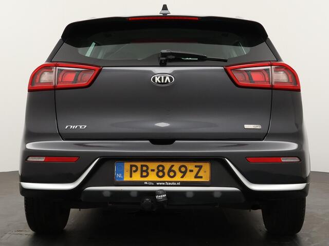 KIA Niro 1.6 GDi Hybrid First Edition | Hoge instap | Trekhaak | Metallic |
