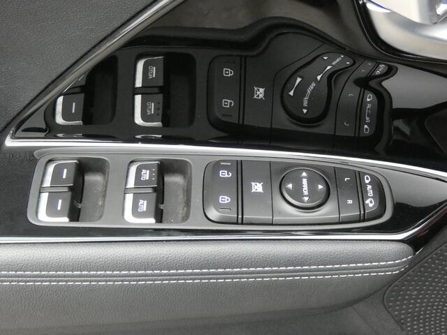 KIA Niro 1.6 GDi Hybrid DynamicLine/ lage km/ zeer mooi!