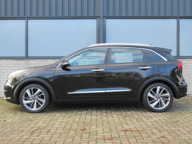 KIA Niro 1.6 GDi Hybrid First Edition 2e eigen | dealer onderh | Leder | 18"inch | tr.haak | navi