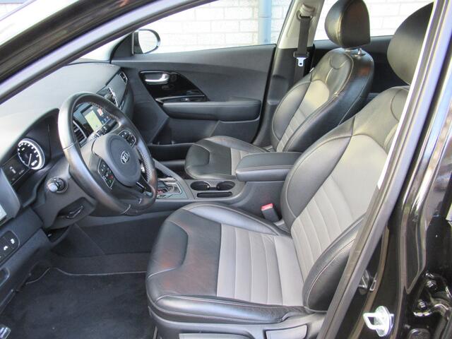 KIA Niro 1.6 GDi Hybrid First Edition 2e eigen | dealer onderh | Leder | 18"inch | tr.haak | navi
