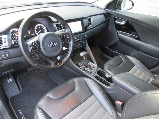 KIA Niro 1.6 GDi Hybrid First Edition 2e eigen | dealer onderh | Leder | 18"inch | tr.haak | navi