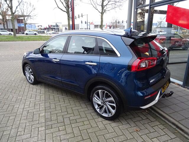 KIA Niro 1.6 GDi Hybrid First Edition AUTOMAAT