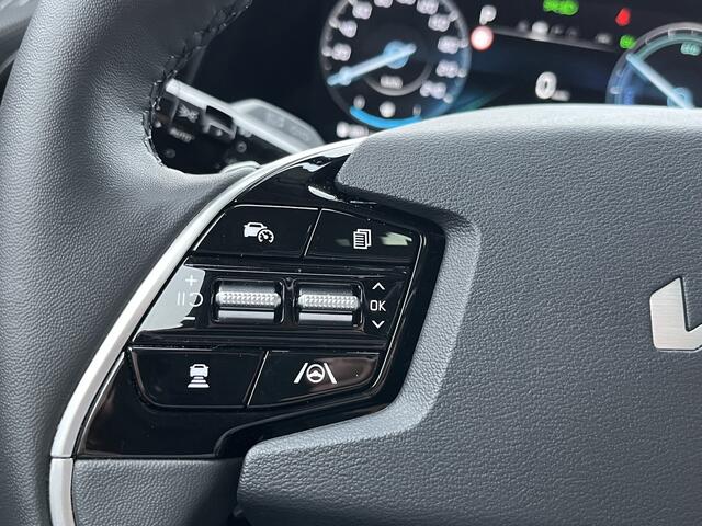 KIA Niro 1.6 GDi PHEV ExecutiveLine ECC Cr.Control-Adapt. Leder+Verw.+Koeling SK-dak HarmanKardon 7jr.Garantie