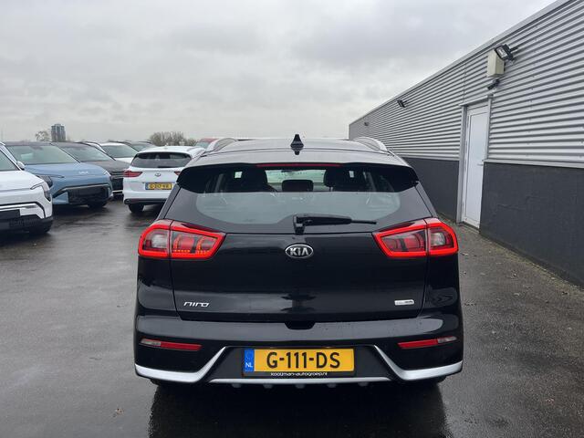KIA Niro 1.6 GDi Hybrid DynamicLine Navigatie, Achteruitrijcamera, Cruise control, Parkeersensoren, Climate control,