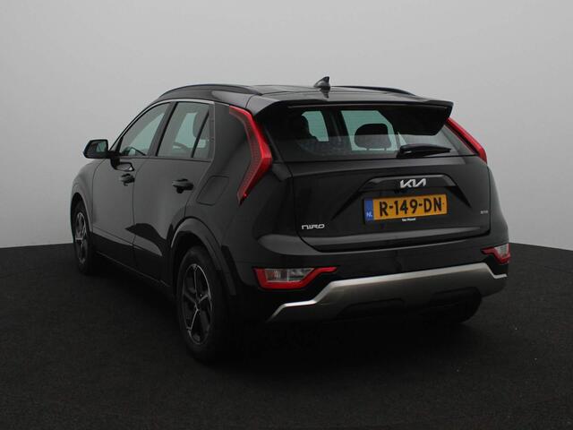 KIA Niro 1.6 GDi Hybrid DynamicLine | Parkeersensoren met achteruitrijcamera | Navigatie | Climate Control | Lichtmetalen velgen | Metaalkleur |